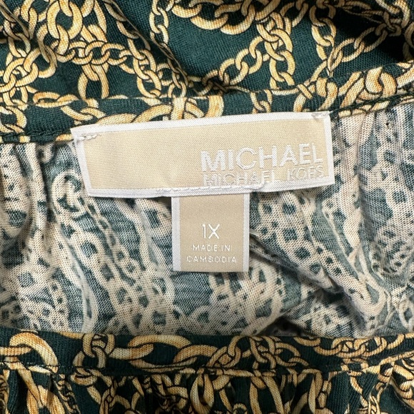 Michael Kors top. Size 1X - Picture 5 of 9